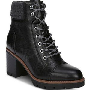 Naturalized Varuna Waterproof Boots